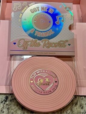 P Louise “Off The Record”Pink Record Water-Activated Paint Palette.  New.  Rare.